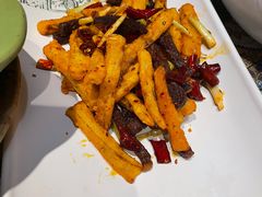 -云海肴·汽锅鸡·云南菜(天山百盛优客店)