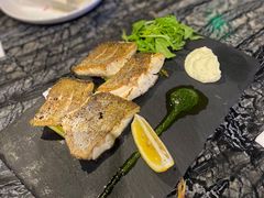 香煎海鲈鱼配芦笋-TIAGO HOME KITCHEN(王府中环店)