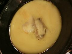 -鲜入围煮花胶鸡海鲜火锅