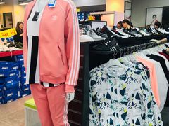 -法雅体育工厂店(皂君庙路店)