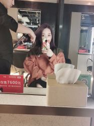 -苑苑发型设计