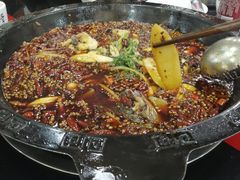 -烧哥美蛙肥肠鱼火锅·十五年社区店