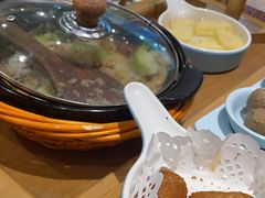 -煲大王猪肚鸡·椰子鸡火锅(红谷滩万达店)