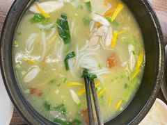 -维笙望湖·天膳源蒙自过桥米线