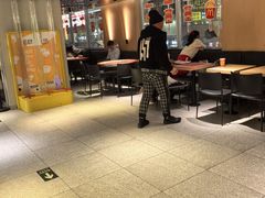-麦当劳(新王府井店)