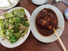 -巷子深菜馆·津门肘子(滨海店)