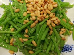 -八府香鸭·啫啫煲(华山路店)