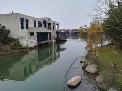 -上海怡沁园度假酒店