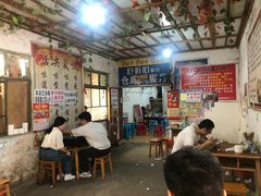 大堂-刘二姐肥肠米粉(总店)