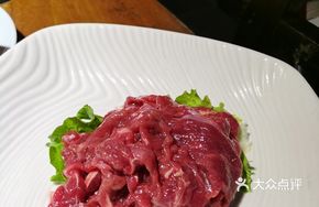 Stir-fried Beef with Ginger and Scallion
