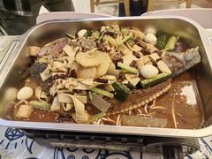 -松哥油焖大虾.小龙虾.黑鸭煲(海岸城店)