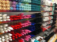 -名创优品(广州萝岗万达广场店)