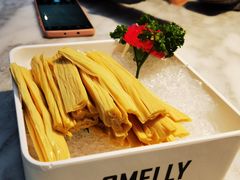 -澳美徕·港式花胶鸡火锅(高新万达店)