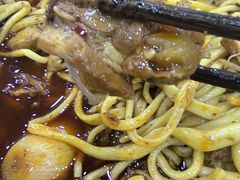 -牛一嘴·兰州牛肉面·大盘鸡(财富中心店)