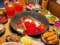 -巴卤社老火锅(财富店)