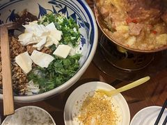 -蜗牛小馆醉乡民谣云南菜(惠新西里店)