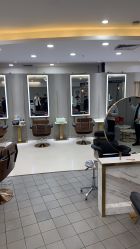点击看大图 -八佰伴8008星级形象店