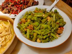 空心菜梗炒油渣-洞庭记·老湖南味道(下沙店)
