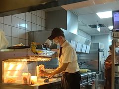 -汉堡王(上海缤谷一期店)