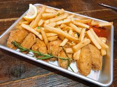 主厨特选美式风味炸鸡翅配薯条-MIKAKU(万达广场上海宝山店)