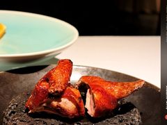 花椒脆皮爆汁妙龄鸽-柴门·头啖汤(天安千树店)