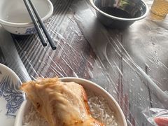 -满記土窑烧鷄波浪山莊