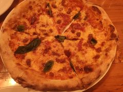 玛格丽特披萨-Twin Tails Brewpub双尾精酿餐吧(八坼店)