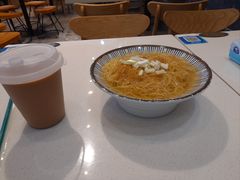 上汤鲜肉云吞面-细拥竹升面(花城汇店)