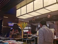 自助取餐区-夏阳湖皇冠假日酒店-自助餐厅