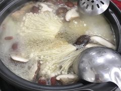 -花苑美食横琴生蚝火锅(拱北粤华路店)