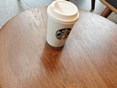 -星巴克臻选(上海虹桥新天地三店)