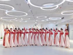 -深舞形体民族舞蹈工作室