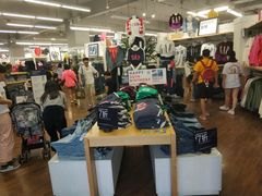 -GAP(王府井奥莱·香江小镇店)
