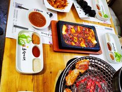 -秋香家韩式炭火烤肉(磐石路店)