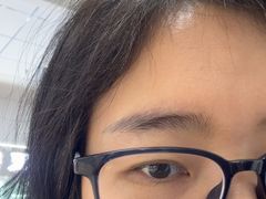 -黄益静眼镜行