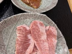 -臻牛烤肉