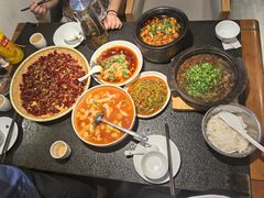 -万重锦·人文川菜馆(骡马市店)