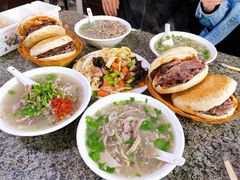 羊杂汤-清真喜兰老丁羊汤特色小吃