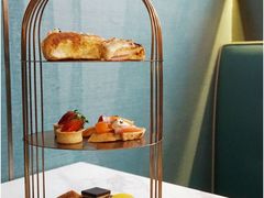 -La Mer Restaurant & Lounge