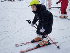 -亚布力新体委滑雪场