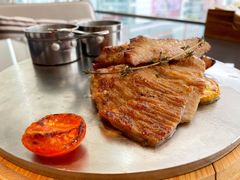 碳烤猪颈肉-小大董·烤鸭(观景餐厅·南京西路店)