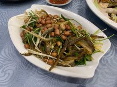 向群脆鱼皮-粤·向群饭店(龙津东路总店)
