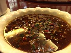 水煮牛肉-恒逸国际酒店