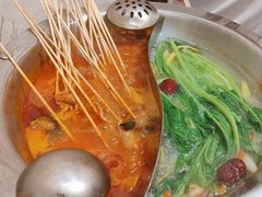 -黔哆哆地摊酸汤火锅(清湖店)