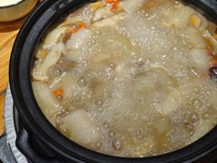 -菌之家·专业纯野生菌火锅·特色炒菌
