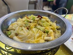 干锅包菜肉-阿巧一号私房菜(止园路店)