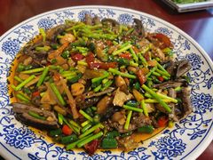 -巴人汇三篇小龙虾江湖菜(李家沱店)