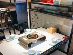 -江边城外烤全鱼(世茂广场店)