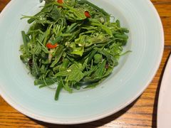 -苹果树下艺术餐厅(宋庄店)