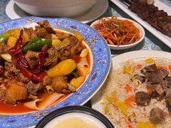 -巴扎美食·新疆菜·西域歌舞表演餐厅(新疆大厦店)